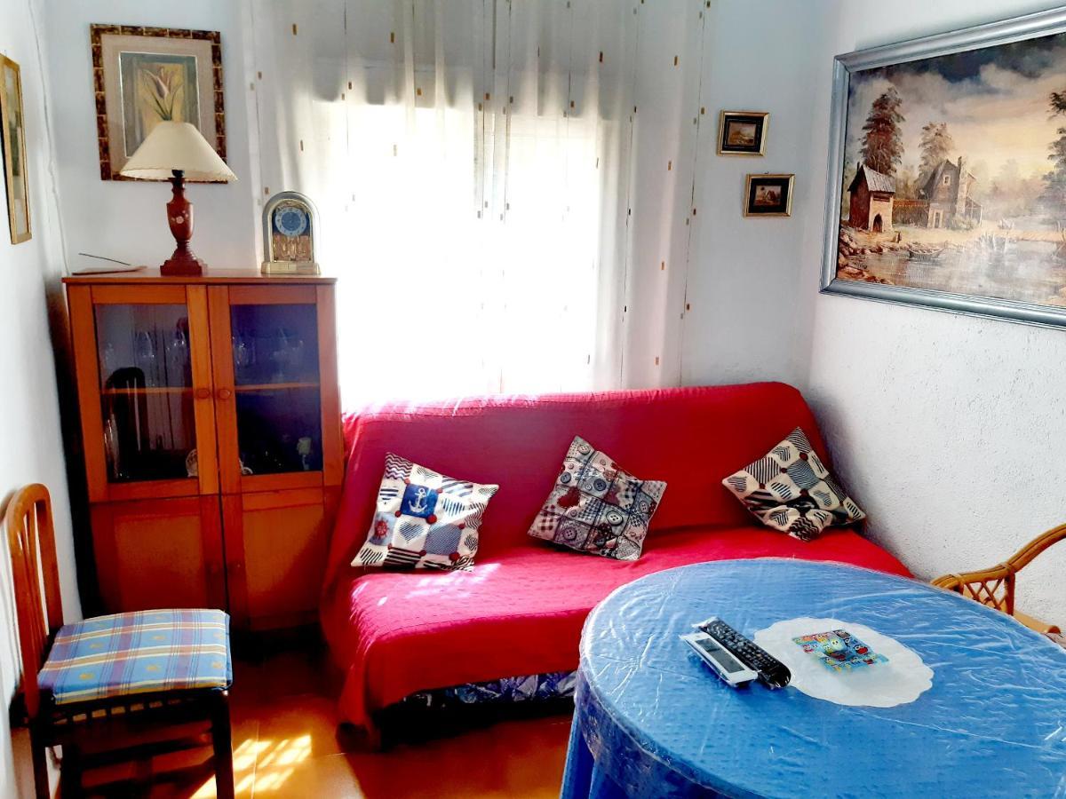 Charming House In Illar With Mountain View And Balcony Villa Екстериор снимка