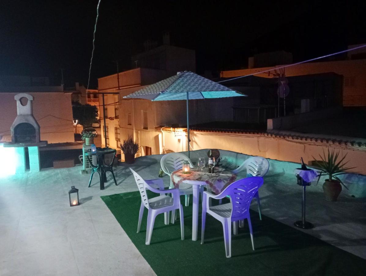 Charming House In Illar With Mountain View And Balcony Villa Екстериор снимка