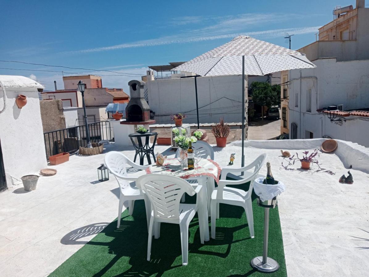 Charming House In Illar With Mountain View And Balcony Villa Екстериор снимка