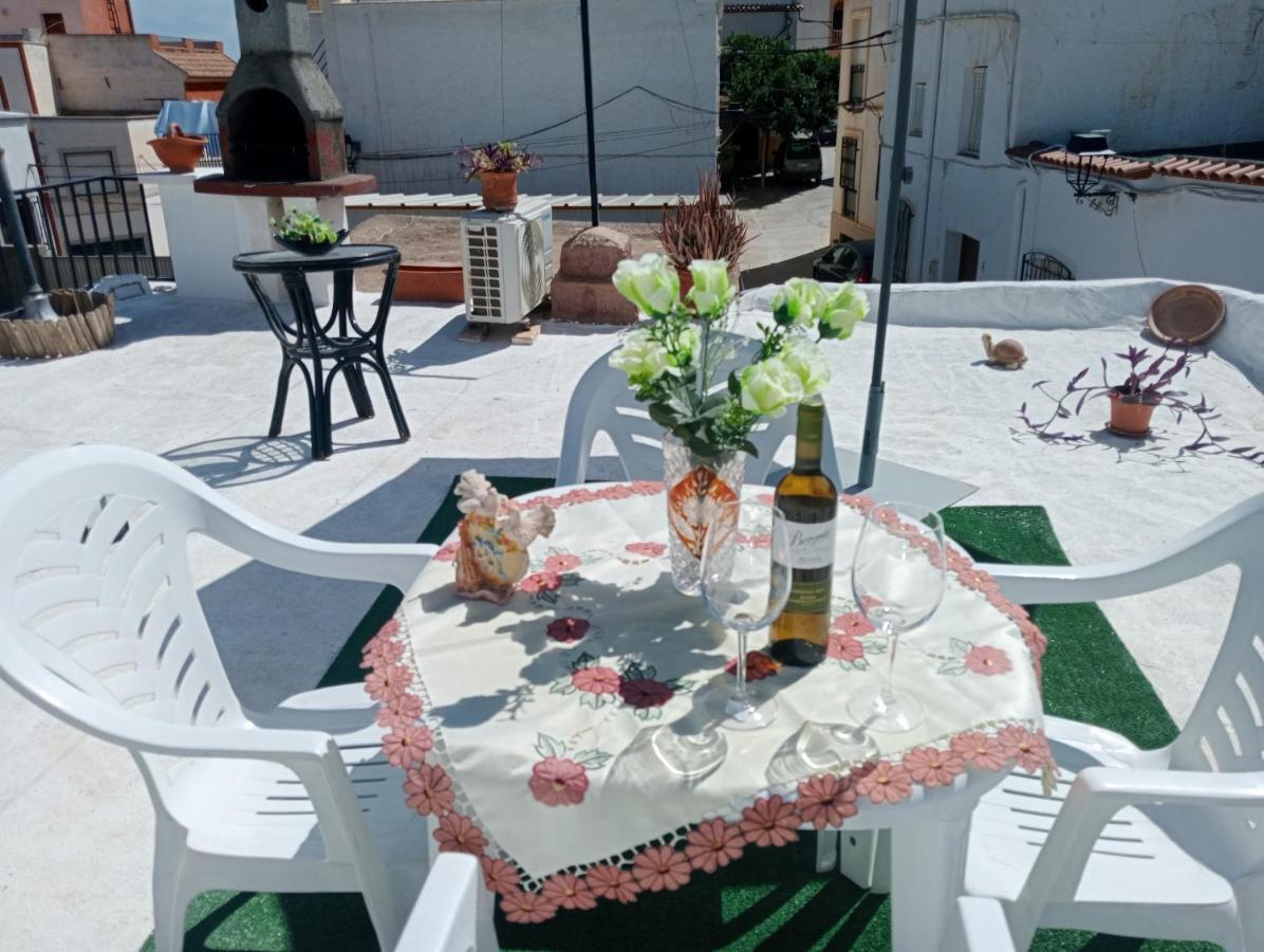 Charming House In Illar With Mountain View And Balcony Villa Екстериор снимка