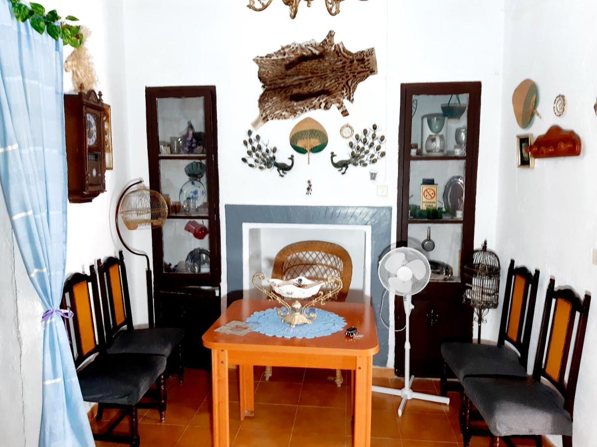 Charming House In Illar With Mountain View And Balcony Villa Екстериор снимка